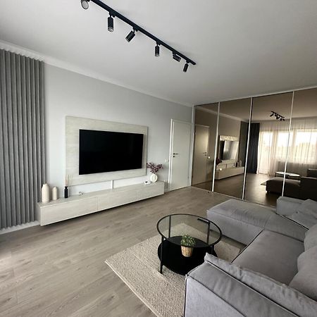 Sunset View Bucharest Apartman Kültér fotó